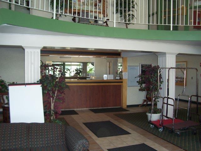 Econo Lodge Erie Interior foto